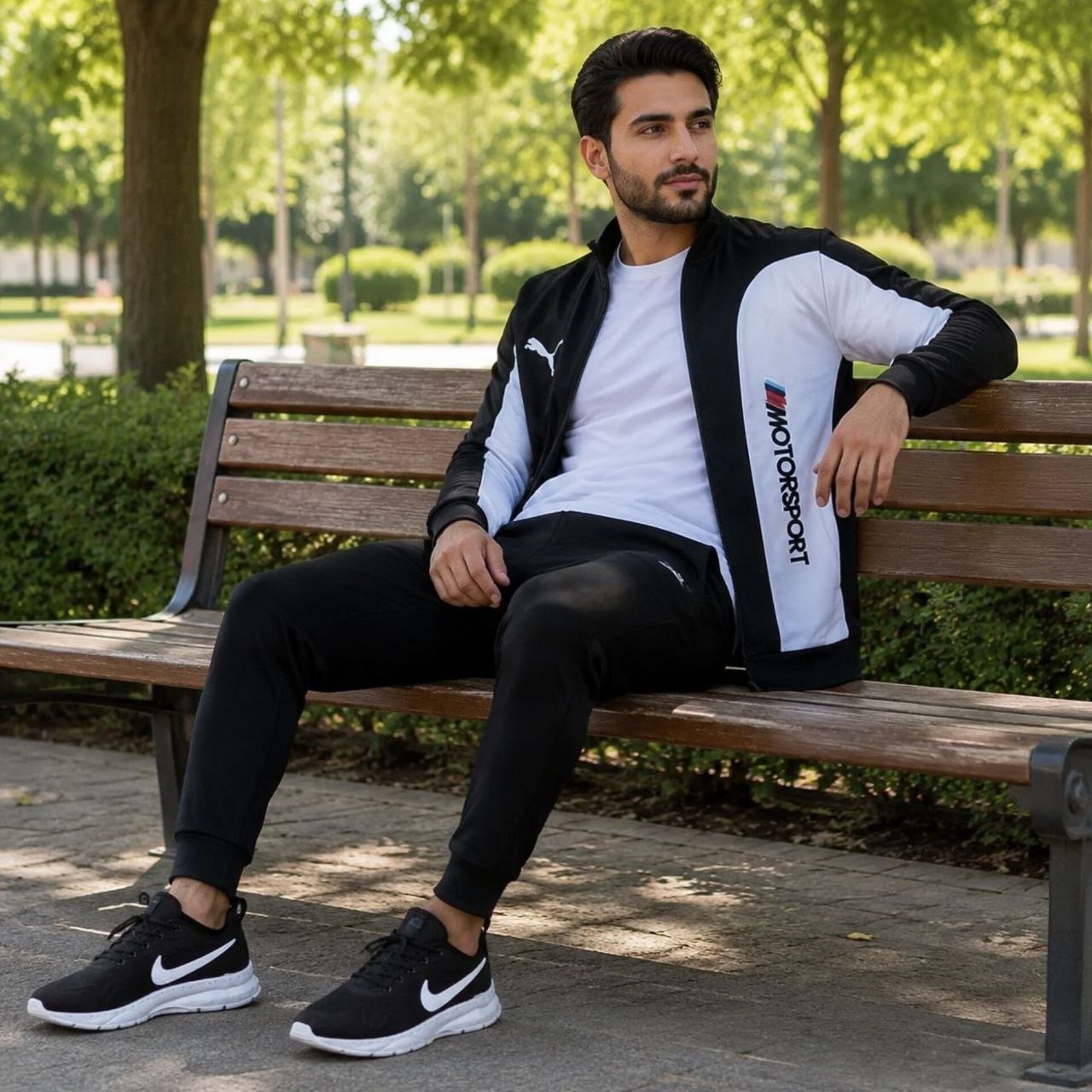 ست مردانه سوییشرت شلوار مدل Motorsport  کفش ورزشی مدل Pavlo